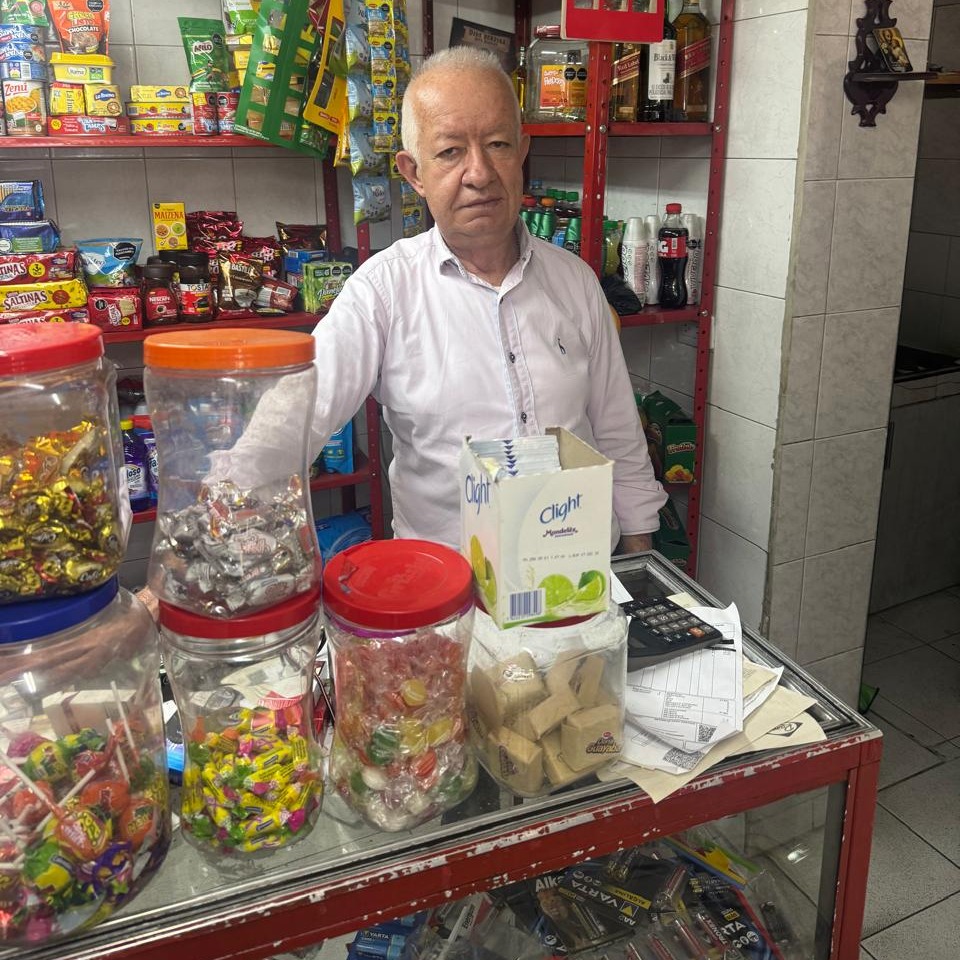 Antonio Salazar Castaño, dueño de Cafetería El Edén