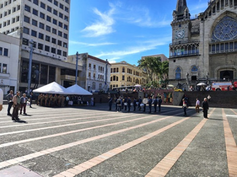 Ensordecedor silencio en la protesta por el agua Foto | LA PATRIA