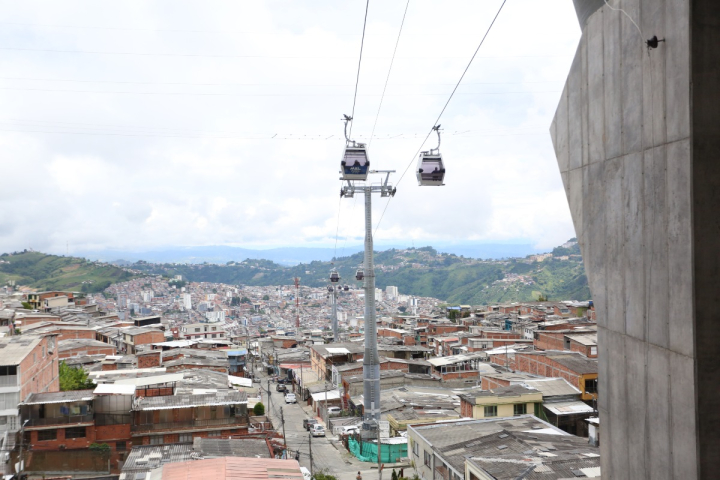 100 mil 25 pasajeros usaron la línea 3 del cable aéreo de Manizales en sus primeros 10 días (del 29 de septiembre al 8 de octubre del 2025). En la foto, los alrededores de la estación Fátima.