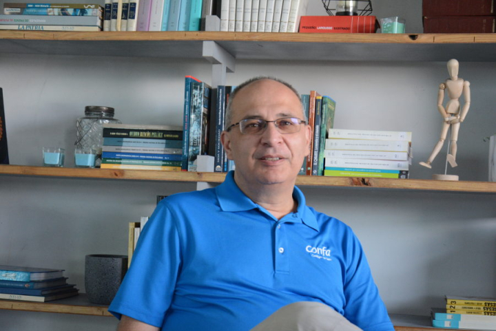 Juan Eduardo Zuluga, director de Confa nominado al Caldense del Año 2025