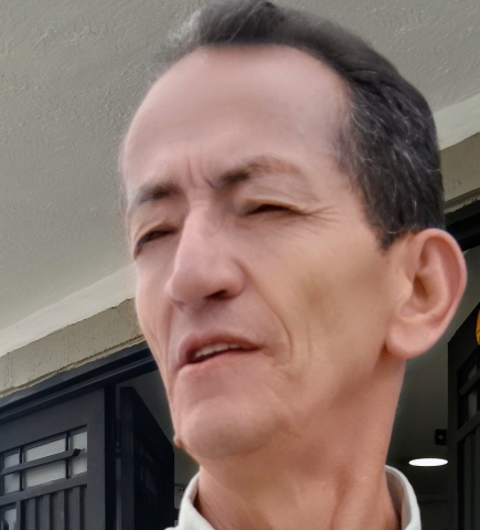 Javier Espinoza