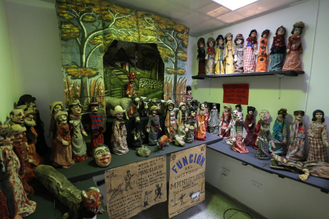 Marionetas y títeres