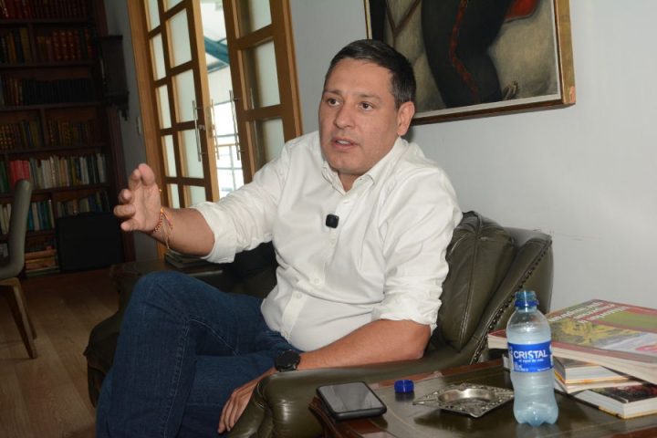 MAURICIO LIZCANO 
