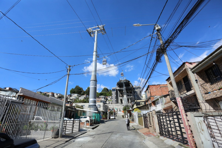 De acuerdo con Infimanizales, la estación está culminada, pero hay observaciones en las obras del interior.