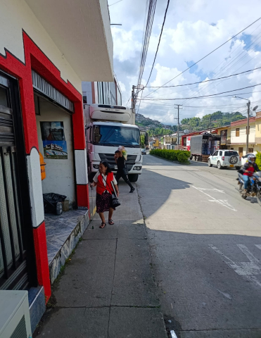 Estacionan en sitios prohibìdos de Riosucio