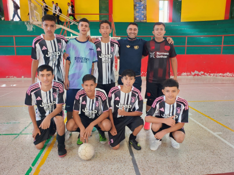Equipo de fútbol de salón de la Institución Educativa el Trébol.