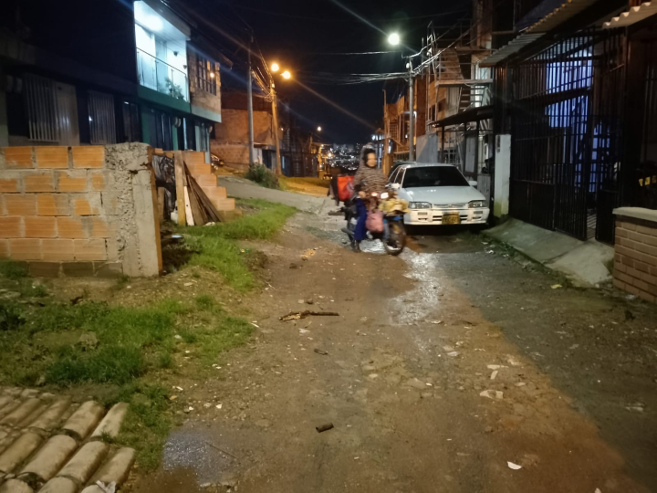 Calle de Samaria sin pavimentar