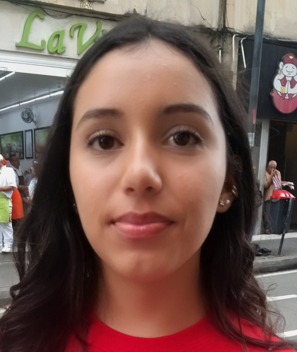 Isabela Vásquez.