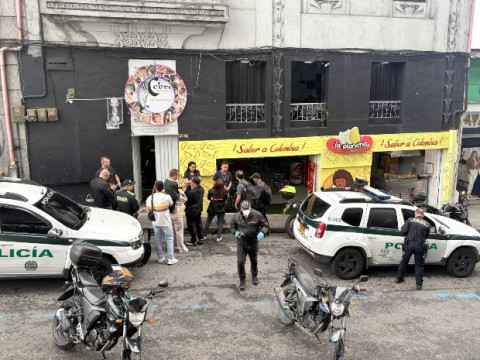 El sitio del crimen se llenó de autoridades