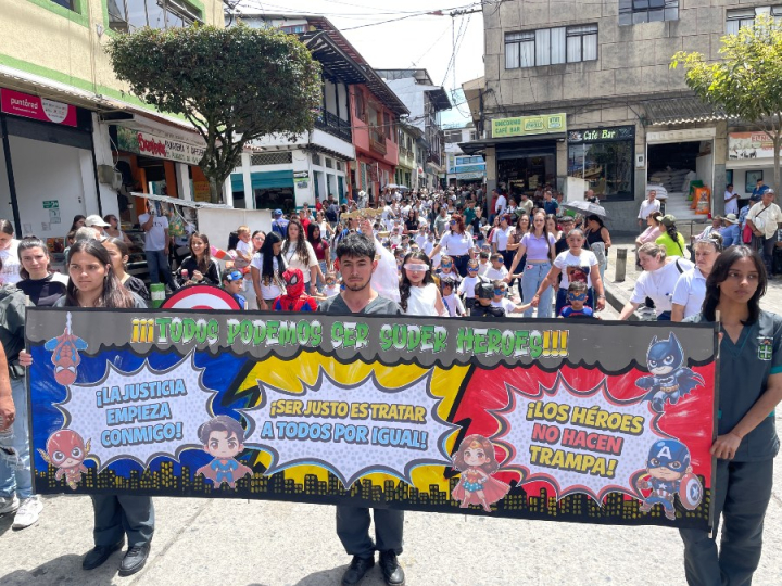 Durante la celebración del Mes de la Niñez en Aranzazu (Caldas).