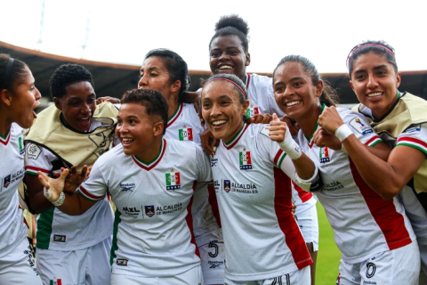 Once Caldas femenino