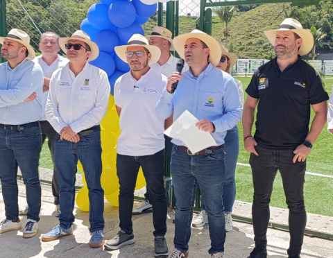 Iluminación estadio Aguadas, Caldas