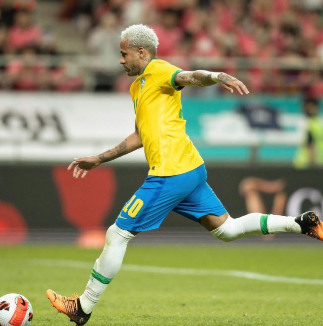 Neymar Jr con la Selección de Brasil 