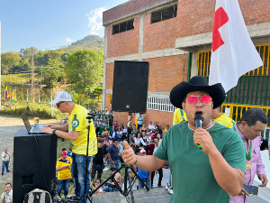 Freddy Montoya, cantante de Pereira.