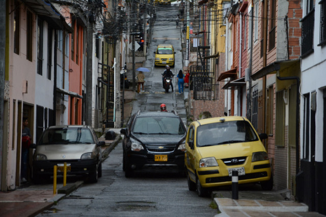 Esta es la calle 37a en Arrayanes. 