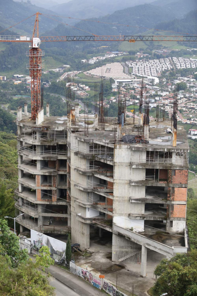 edificios abandonados en Manizales