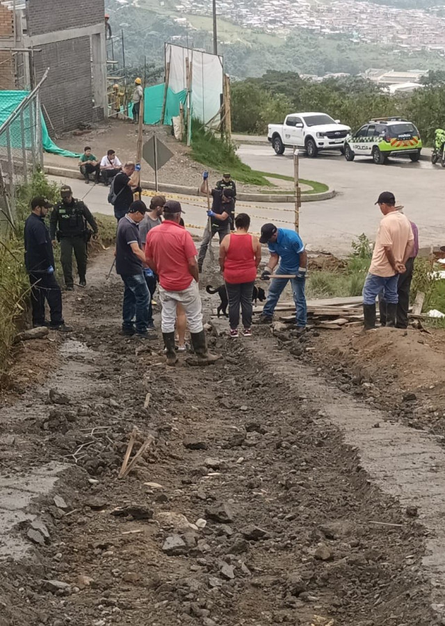 La placa huella fue destruida el 24 de febrero de este 2025, según residentes de Sierra Morena.