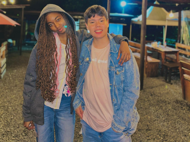 Aunque Yicel nació en Buenaventura y Andrés vivió varios años allá, apenas se conocieron en la Universidad de Manizales. La curiosidad de haber vivido en el mismo municipio fue lo que originó su amistad.