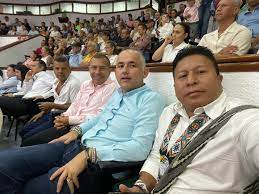 El alcalde John Fredy Montes Velásquez con otros alcaldes del país