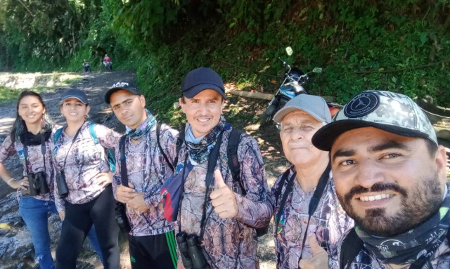 El club de aves Pueblo Nuevo, Melanerpes pulcher, participó en la jornada mundial del conteo de aves, Global Big Day el sábado (10 de mayo).