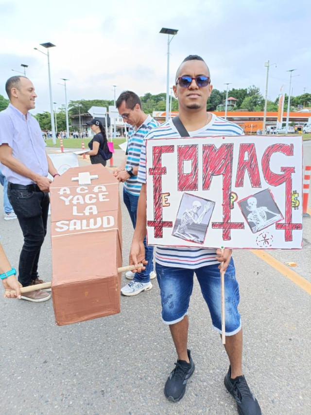 Marcha docentes en La Dorada