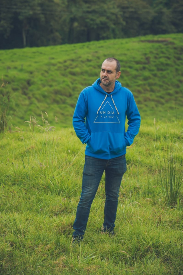 Ma-ca Tienda de Ropa nació en mayo del 2024 en Manizales. Desde entonces, ha vendido cerca de 500 buzos.