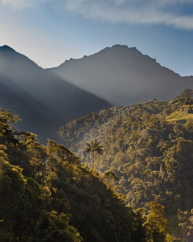 Mención en la categoría Bellezas naturales de Caldas. Refugio entre las montañas, por José Daniel Avendaño Valencia, de Manizales.