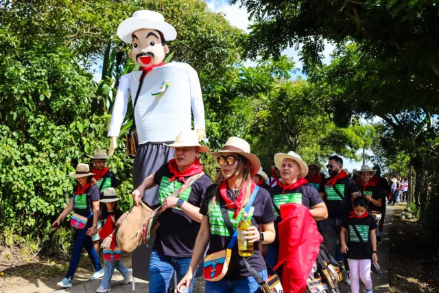 Como un espacio de reencuentro con las raíces anunció la Alcaldía el Encuentro de Colonias. Se desarrolló desde el 27 de junio y hasta el domingo (29 de junio).