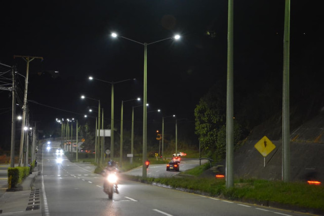 Las luminarias led tienen garantía de 10 años.