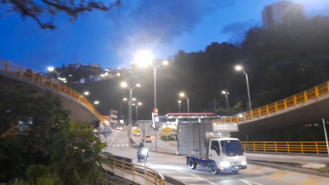 Al final de la tarde del lunes (4 de agosto) se reahbilitó el circuito de alumbrado público en el intercambiador Los Cedros.