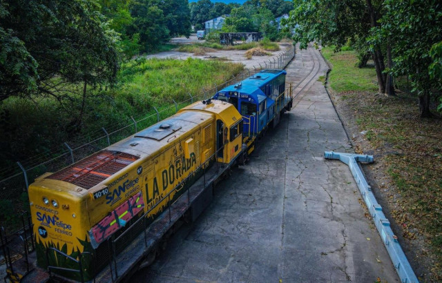 La Gobernación de Caldas calificó la adjudicación como una "gran noticia para el desarrollo" del departamento.