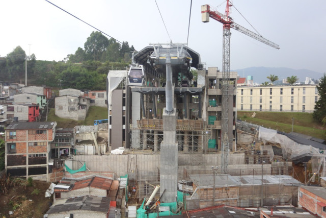 El avance de obra de la estación Fátima es del 83%.