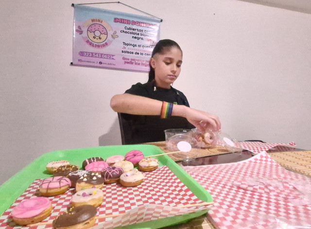 Manizales: María José alimenta su sueño con donas y sostiene a su familia, sufre una enfermedad de corazón