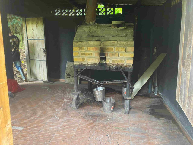 Desmantelan crematoriode mascotas en Villlamaría