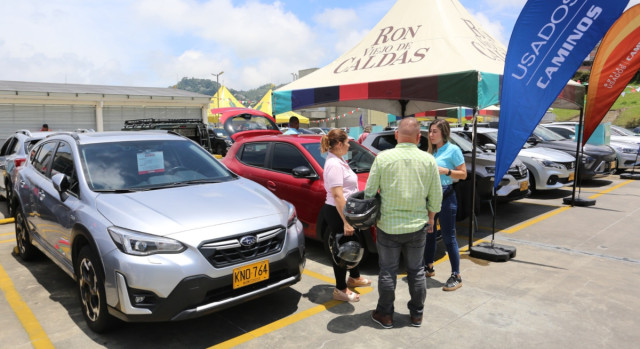 La oferta es mayor y el comprador se beneficia