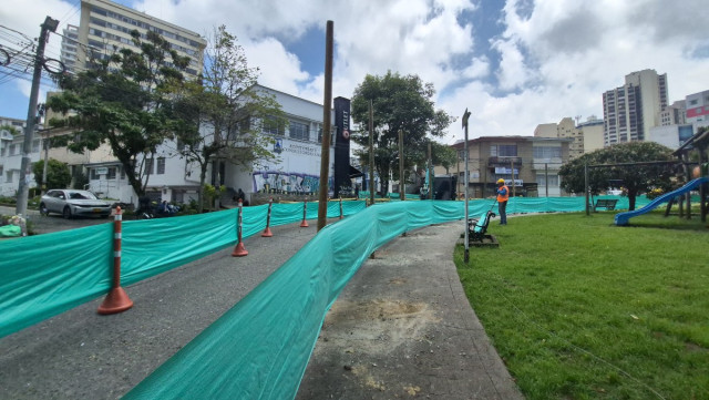 Nace un nuevo bulevar en Manizales: en el barrio La Estrella, la Alcaldía inició ampliación de andenes y mejoras viales. Planea instalar escaleras eléctricas. La obra deja atrás una polémica.
