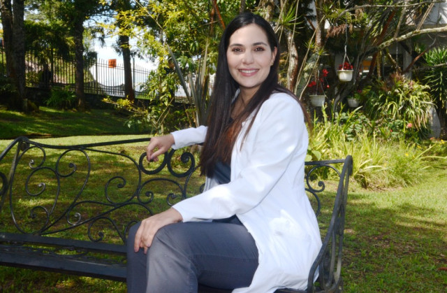 Ángela María Díaz, cirujana de tórax.