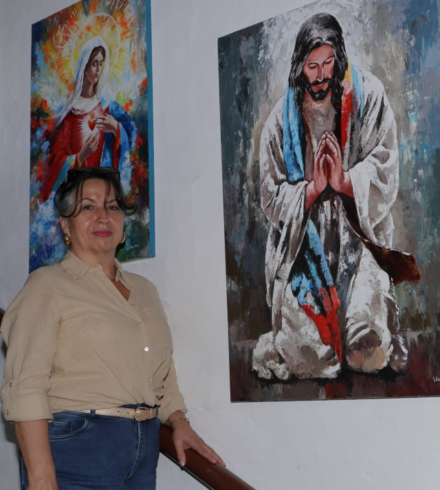 Dos miradas del arte femenino brillan en exposición de Semana Santa en este Pueblo Patrimonio de Caldas