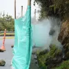 Emanación de gas en una ladera del sector suroriental del volcán Cerro Bravo. 