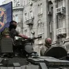 Un mercenario de Wagner durante la toma de la ciudad rusa de Rostov del Don.