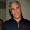 El multimillonario estadounidense Jeffrey Epstein se suicidó en el 2019 en una cárcel de Nueva York, donde pagaba condena por liderar una red de tráfico de menores en el mundo de élite.