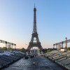 Los anillos olímpicos fueron instalados en la Torre Eiffel a 50 días del comienzo de los Juegos Olímpicos y Paralímpicos de París 2024.