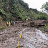 Este es el derrumbe que mantiene incomunicada a Manizales con el PNN Los Nevados y con Murillo (Tolima). 32 personas que estaban en el Parque no pueden salir.