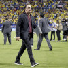 El entrenador de Colombia, Néstor Lorenzo, sale del campo después del partido de semifinales de la Conmebol Copa América 2024 entre Uruguay y Colombia en el estadio Bank of America en Charlotte, Carolina del Norte (EE.UU.).