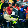 Peleas en la tribuna occidental del estadio Atanasio Girardot en Medellín, en el partido Atlético Nacional - Junior.