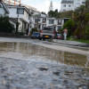 Foto | Freddy Arango | LA PATRIA  Este es el sector donde baja el agua que tiene mal olor y según residentes afecta su diario vivir en la zona.