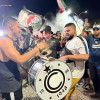 La barra Holocausto Norte lideró el banderazo de los hinchas del Once Caldas este miércoles en Río de Jaineiro. El equipo enfrenta este jueves a Fluminense en la Copa Sudamericana.
