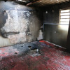 Así quedó lo que era la sala de la vivienda de María Amparo después del incendio. 