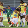 Jugadoras de Colombia celebran un gol este martes, en un partido de la fase de grupos de la Copa América Femenina entre Colombia y Bolivia en el estadio Gonzalo Pozo Ripalda en Quito (Ecuador).