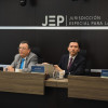 La JEP imputa crímenes de guerra, de lesa humanidad y delitos según el Código Penal colombiano a 30 integrantes del Ejército Nacional, entre ellos tres generales retirados, por ‘falsos positivos’ en Meta.La JEP imputa crímenes de guerra, de lesa humanidad y delitos según el Código Penal colombiano a 30 integrantes del Ejército Nacional, entre ellos tres generales retirados, por ‘falsos positivos’ en Meta.